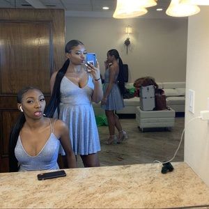 Meet your Posher, Sydnee summer